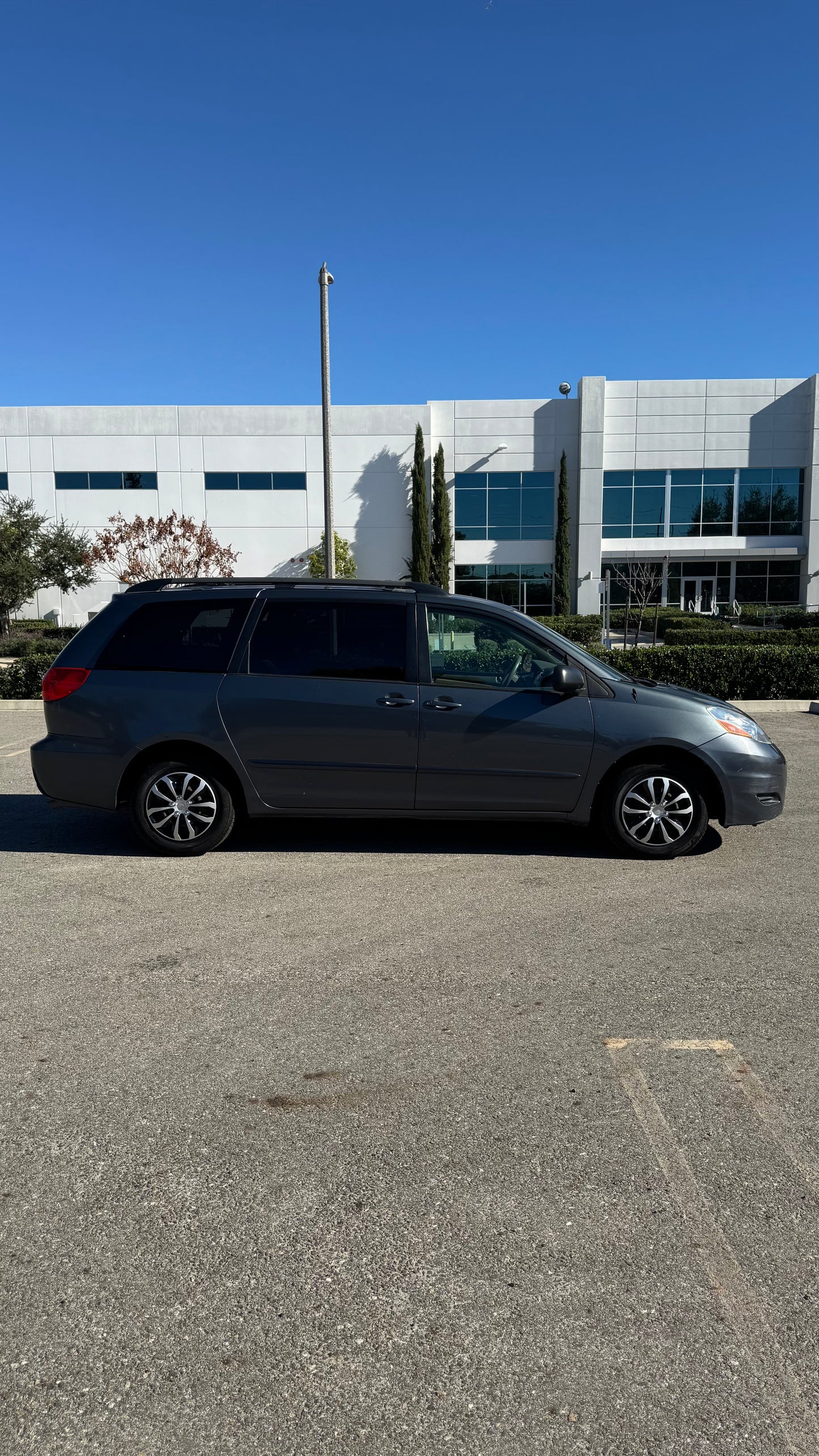 2010 Toyota Sienna LE
