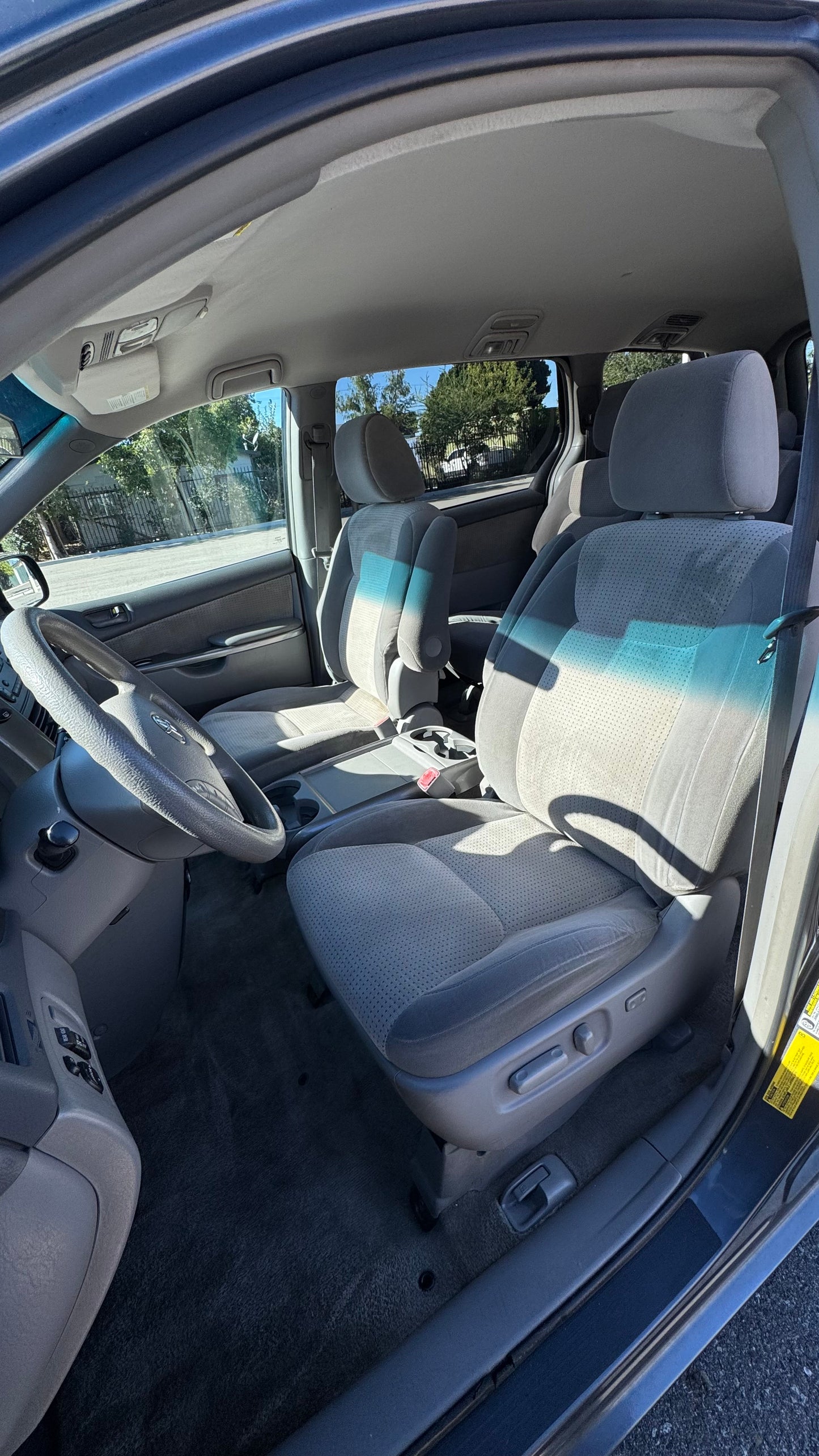 2010 Toyota Sienna LE